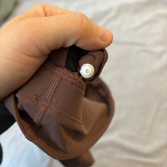 Lululemon Long Line Energy Bra Size 6 - Picture 3 of 3